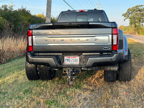 22" Mirror Polished Aluminum Wheels w/ Adapter Kit and Chrome Caps (Ford F350 DRW 2005-Present)