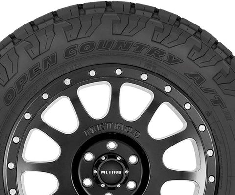 285/55R22 TOYO OPEN COUNTRY A/T III BW (Single)