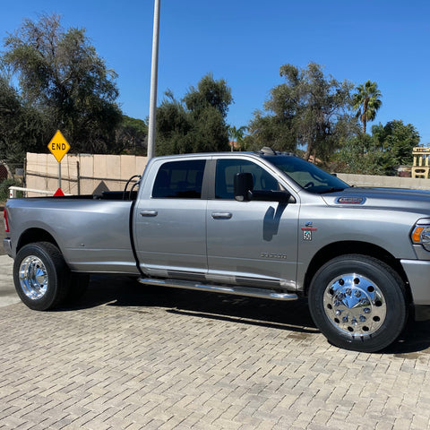 Alcoa 22.5 Wheels w/ 8 to 10 lug Adapter Kit (Dodge RAM 3500 DRW | 2019 - Present)